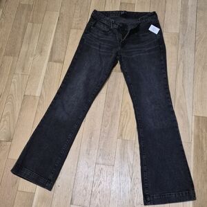 Low Rise Black Women's Jeans
